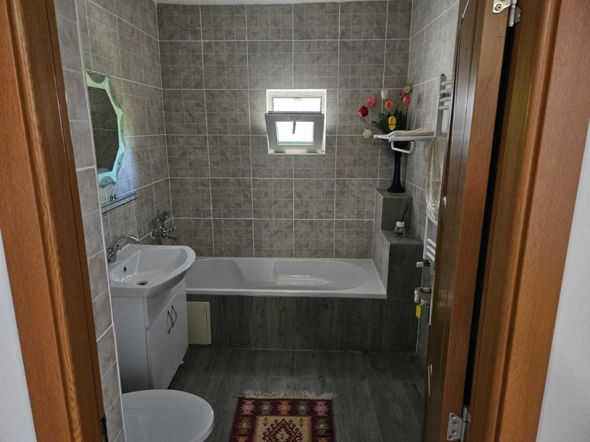 Muzicii 11 - Cozy Seaside Apartments Navodari Dış mekan fotoğraf